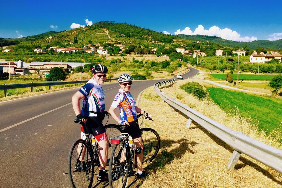guided cycling tours italy